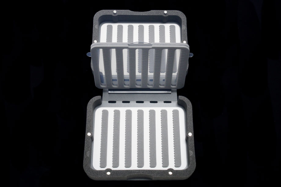 C&F Small Lightweight Fly Case with Midge Flip