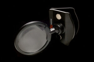 Magnifly Clip-On Lupe