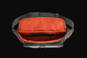 Simms Tributary Hip Pack basalt
